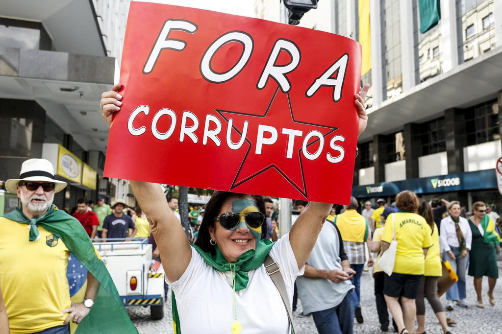 O Brasil está entre os países mais corruptos do mundo. | Henry Milleo/Gazeta do Povo