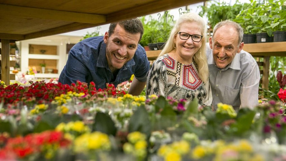 Bruno com os pais Antonio José e Elisa: negócio familiar com ambição nacional. | Marcelo Andrade/Gazeta do Povo