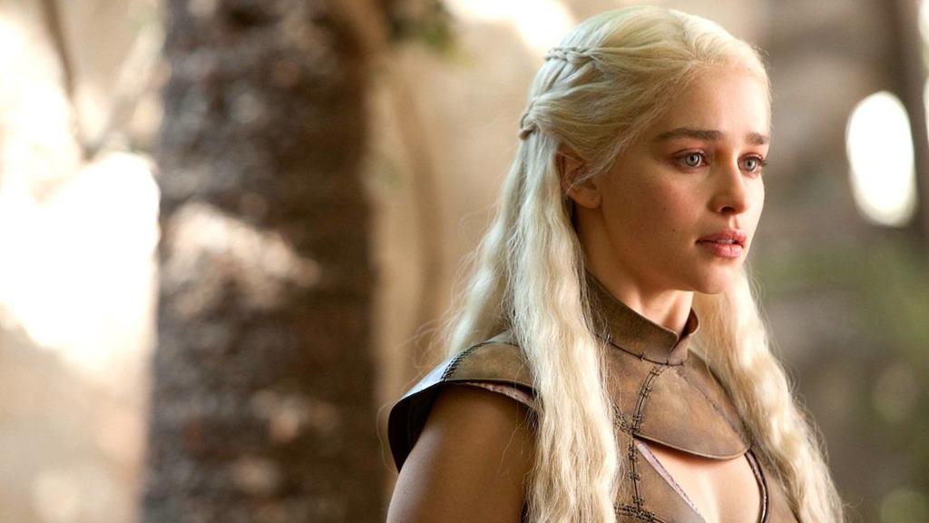 Emilia Clarke, a Daenerys Targaryen de “Game of Thornes” | /