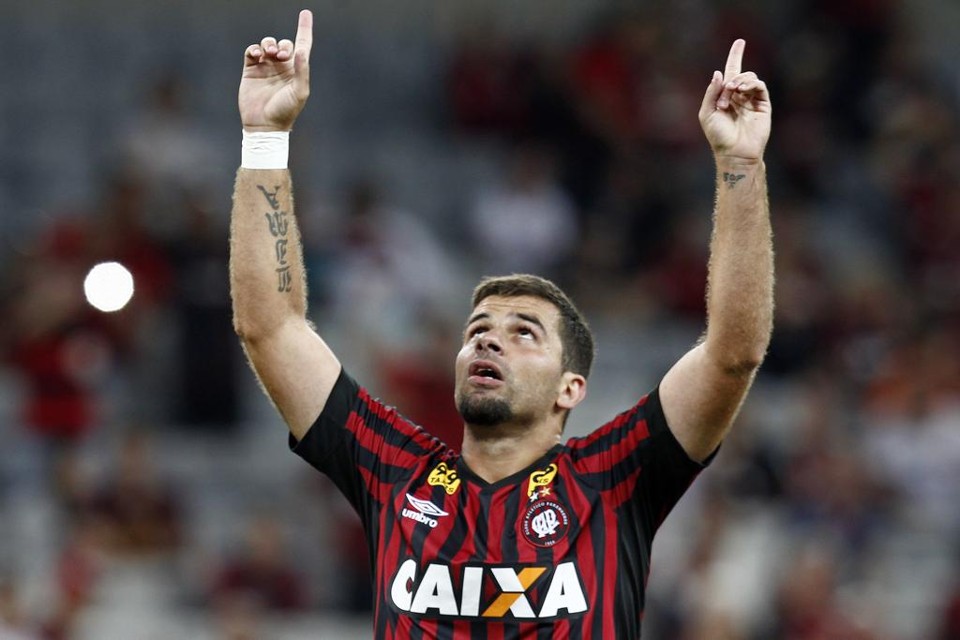André Lima, autor de dois gols no 4 a 0 sobre o PSTC, alerta para a dificuldade de enfrentar o Brasil de Pelotas. | Antônio More/Gazeta do Povo
