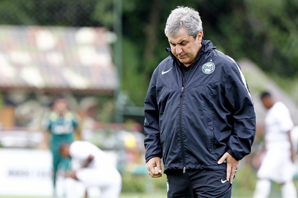 Pesa a favor de Kleina o plano de a diretoria querer um trabalho a longo prazo no comando do Coxa. | Antônio More/Gazeta do Povo