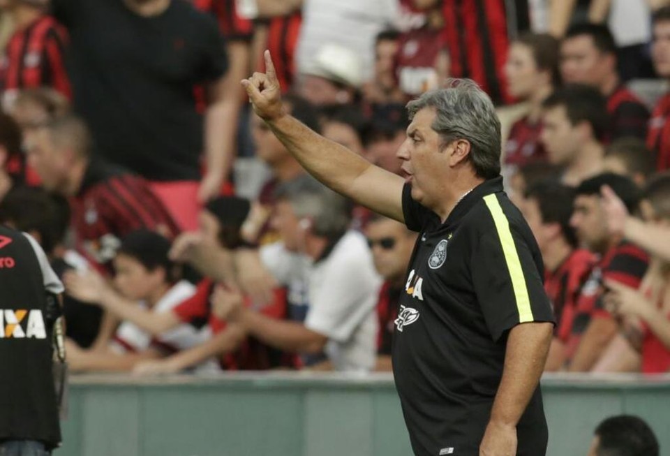 Após a vitória sobre o Atlético, Kleina enfatiza: “amanhã começa tudo de novo”. | Lineu Filho/Tribuna