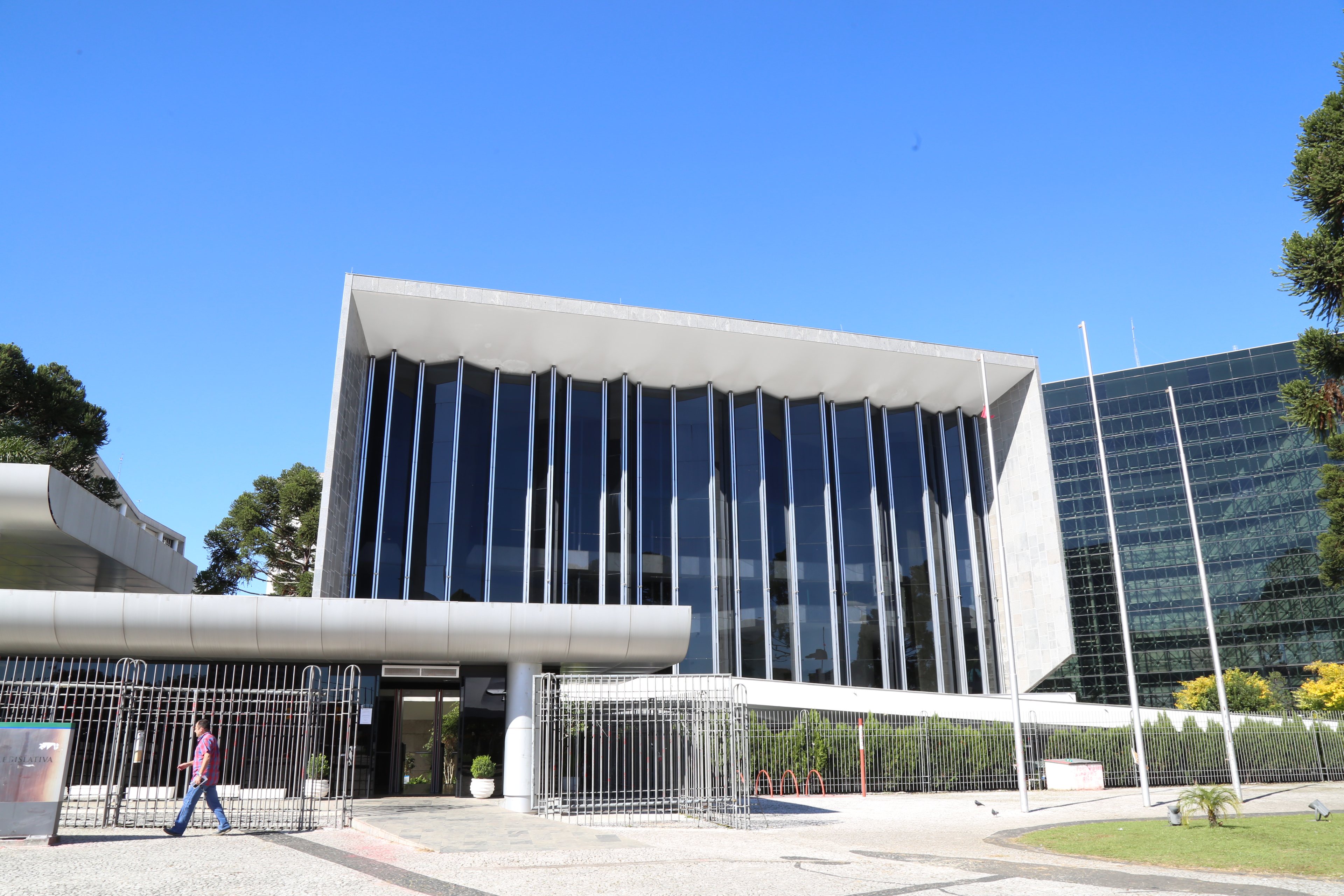 Assembleia Legislativa: nomeação de servidores fantasmas era ocultada da população por meio da edição de diários oficiais que permaneciam secretos. | Ivonaldo Alexandre/Gazeta do Povo