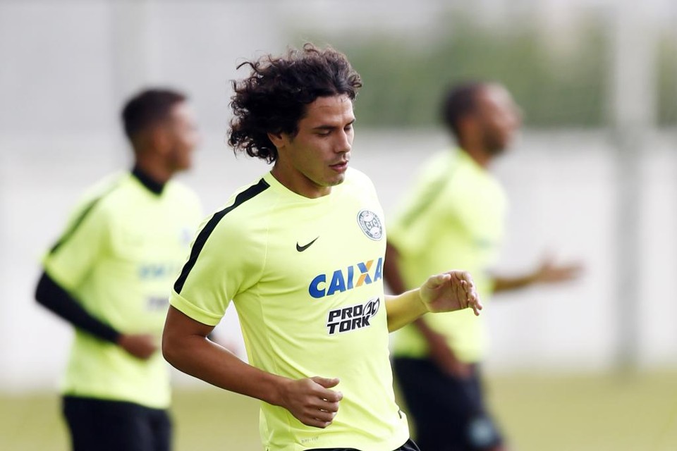 Nery Bareiro foi um dos três paraguaios contratados pelo Coxa em 2016. | Albari Rosa/Gazeta do Povo