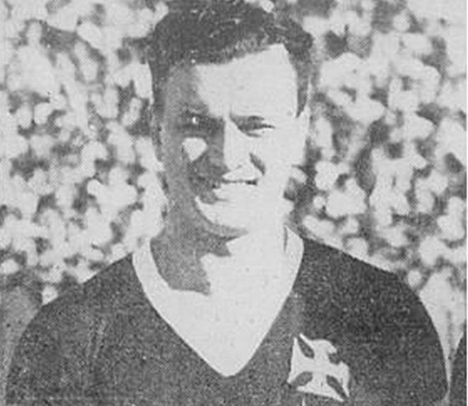 Historiadores contestam a versão de que o nome gandula veio do jogador argentino do Vasco que ia buscar as bolas nos jogos. | /
