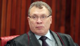 Eugênio Aragão emitiu paracer favorável a Dilma no processo no TSE que pede a cassação do mandato da presidente. | Divulgação/TSE