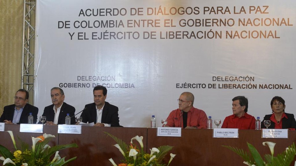 Delegações do governo e do ELN em reunião para debater acordo | Federico Parra/AFP