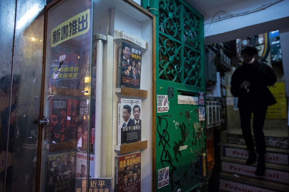 Livros sobre política na China: em 2015, cinco editores “sumiram” | Dale de la Rey/AFP