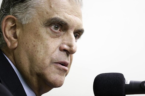 Petraglia critica o próprio time do Atlético após derrota para o Coritiba: “As viúvas têm razão desta vez” Petraglia admite que o Atlético ainda não se acertou em 2016. | Alexandre Mazzo/Gazeta do Povo
