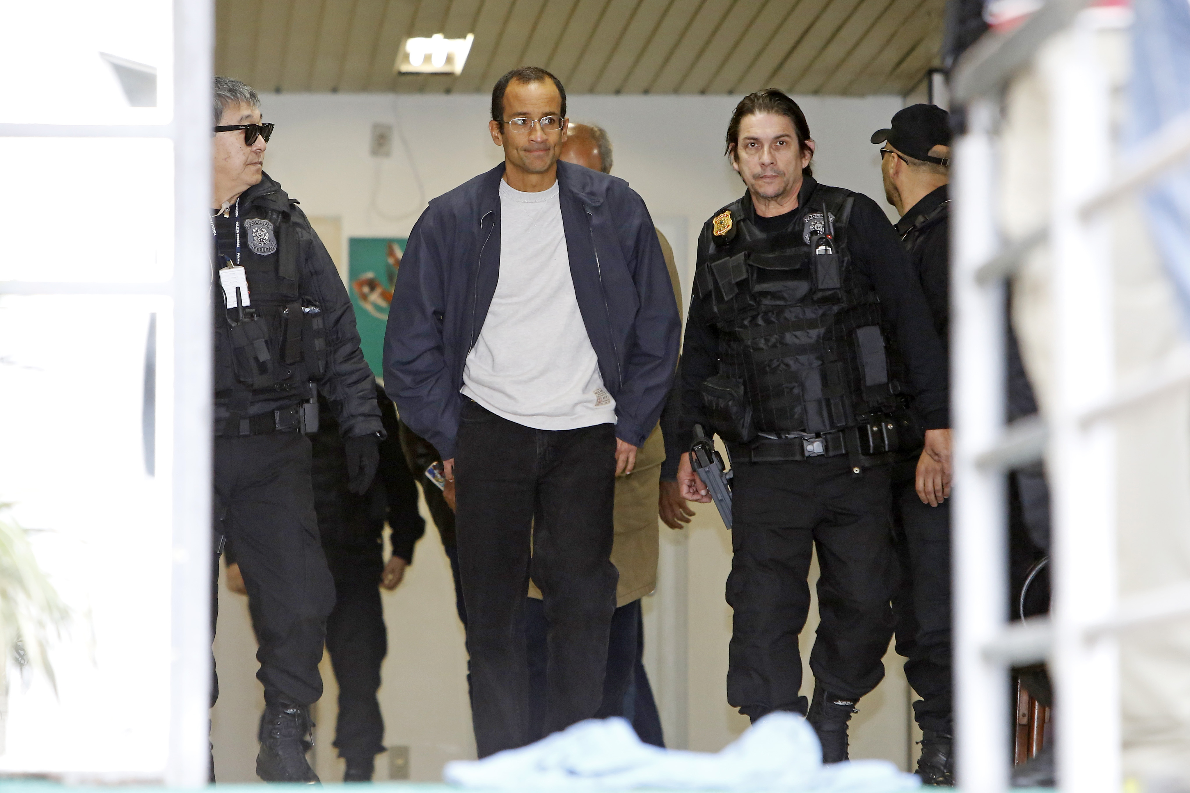 Marcelo Odebrecht (ao centro):  Lava Jato considera “assustador” que ele comandasse o esquema mesmo preso. | Antônio More/Gazeta do Povo