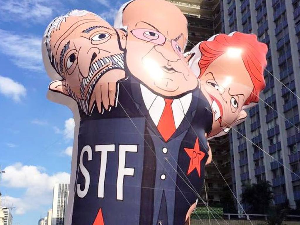 A iniciativa é uma crítica à decisão do ministro na semana passada que obrigou o juiz Sergio Moro a encaminhar todas as investigações na Lava Jato envolvendo o ex-presidente à suprema corte. | /Divulgação