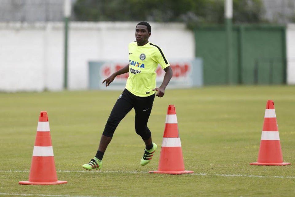 O atacante Negueba deve trocar o Coritiba pelo Grêmio para a disputa do Brasileiro. | Henry Milleo/Gazeta do Povo
