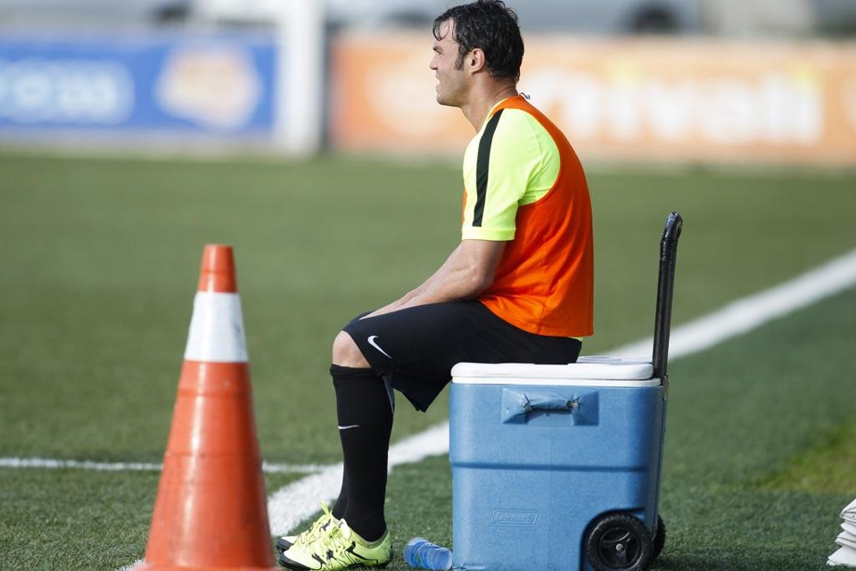 Kléber durante treino no campo do Trieste. | Daniel Castellano/Gazeta do Povo