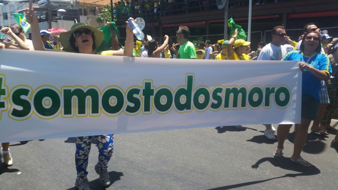 A hashtag #somostodosmoro também apareceu em Salavador. Foto: | Sayonara Moreno/Agência Brasil