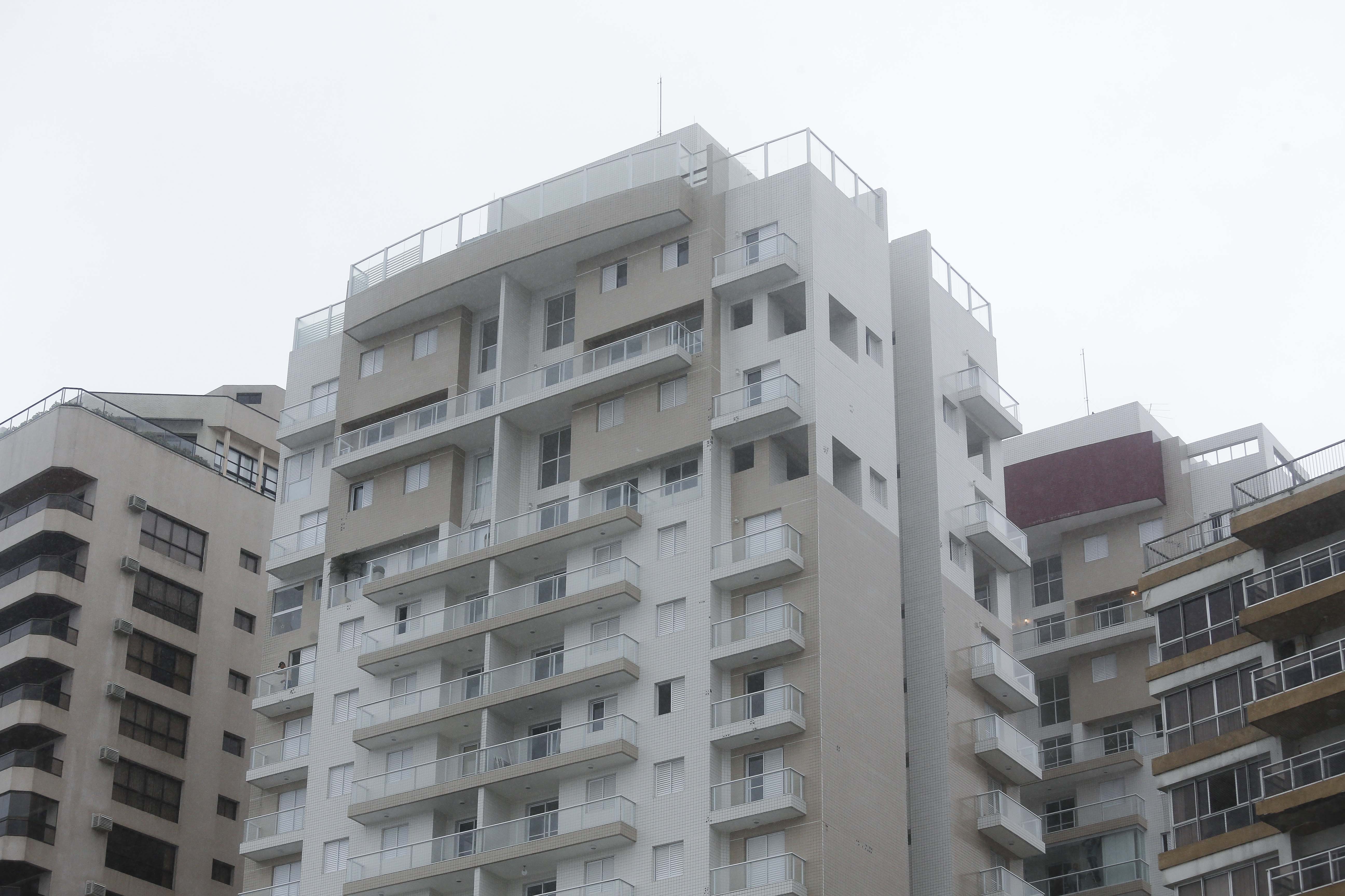 Prédio onde está o triplex : primeiro, Lula disse que era dono da propriedade; depois mudou a versão. | /