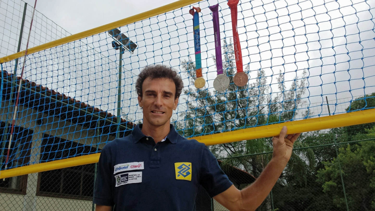 O paranaense Emanuel se despede do vôlei de praia com três medalhas olímpicas. | MPC Rio/Divulgação