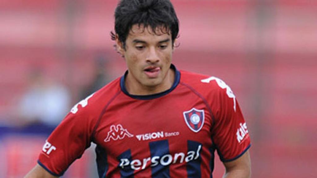 César Benítez, do Paraguai, é o segundo gringo regularizado pelo Coritiba para a temporada 2016. | Divulgação/