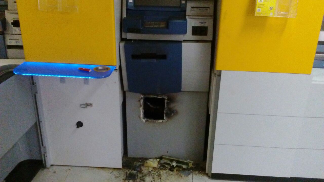 Caixa eletrônico foi arrombado com o uso de um maçarico | Divulgação/