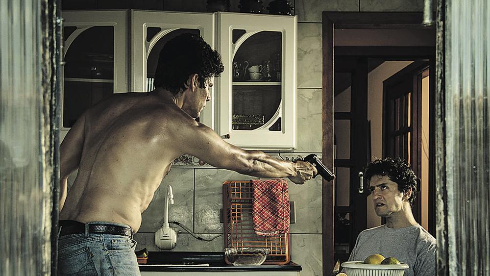 Lourinelson Vladimir e Fernando Alves Pinto frente a frente em “Para Minha Amada Morta”. | Rosano Mauro Jr/Divulgação