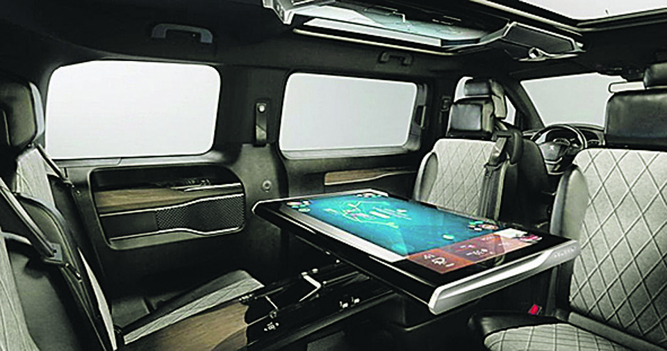 Passageiros do Traveller i-Lab viajarão em quatro assentos individuais posicionados de maneira oposta: configuração permite fazer reunião de negócios. | /