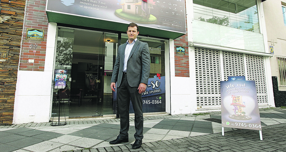 Marlon Moser, da Rede Imóveis: sede itinerante abre imóveis comerciais para a visita sem hora marcada. | Antônio More/Gazeta do Povo