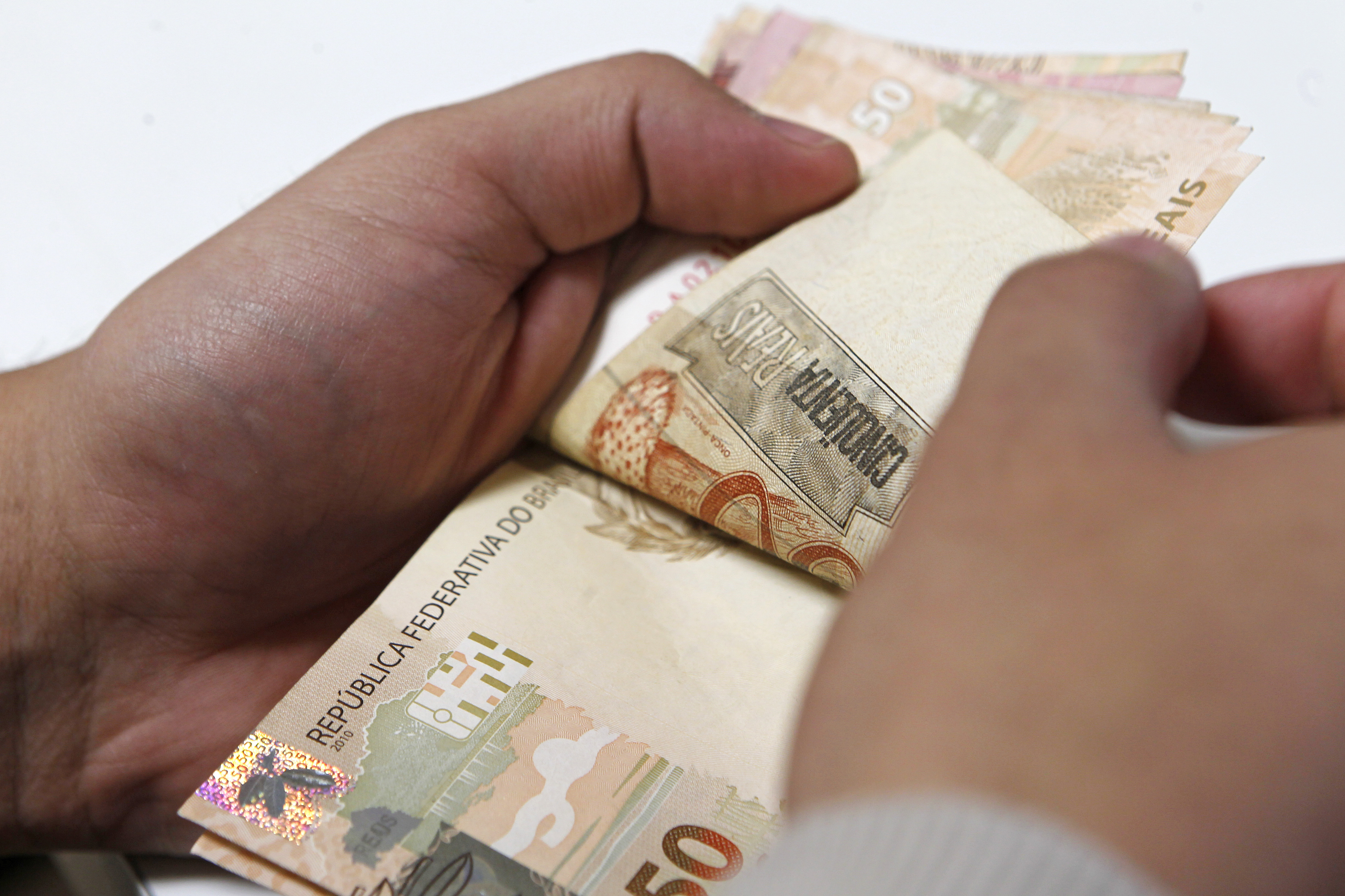 Maioria dos trabalhadores não conseguiu repor o poder de compra do salário. | Antônio More /Gazeta do Povo