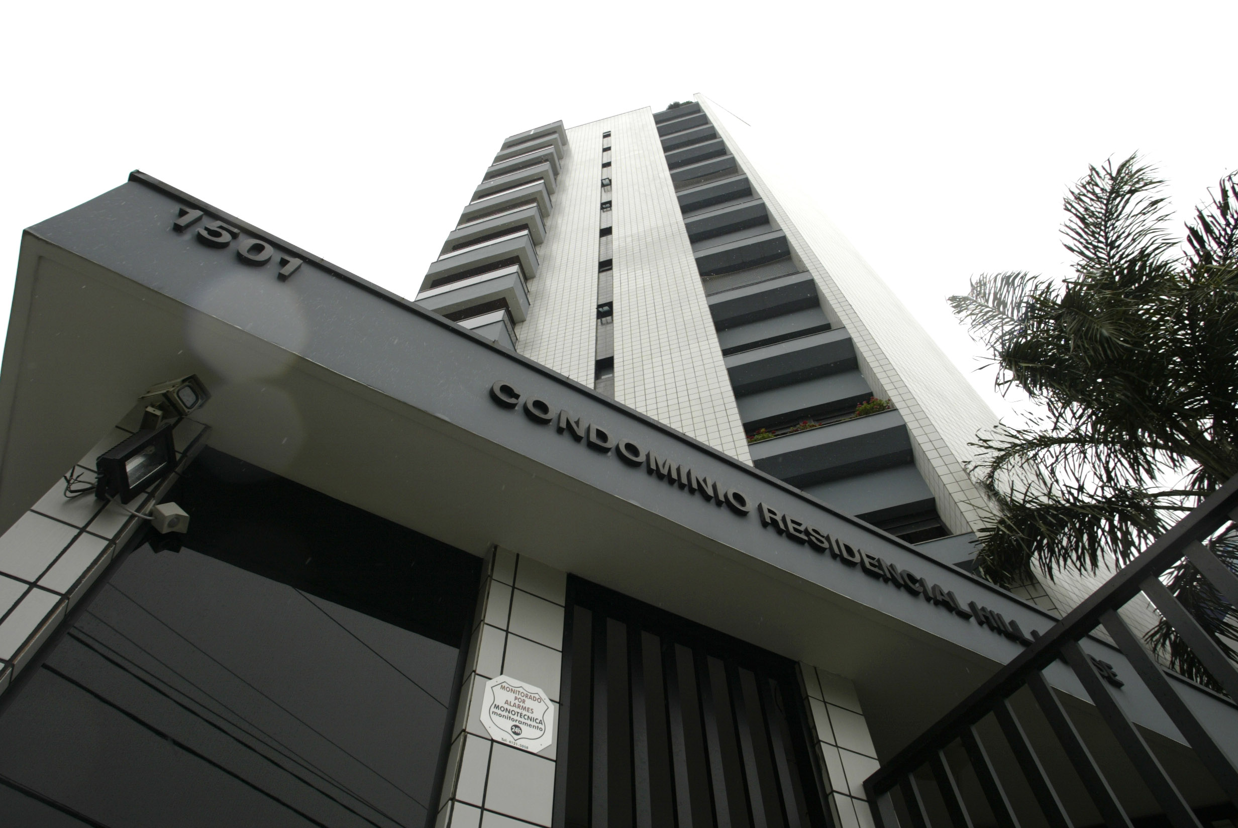 Prédio em que Lula mora: ex-presidente usa a cobertura ao lado daquela que ele é proprietário. | Jonathan Campos/Gazeta do Povo/Arquivo