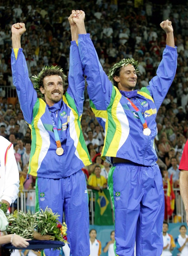 Emanuel e Ricardo, ouro na Olimpíada de Atenas-2004. | ARNALDO ALVES