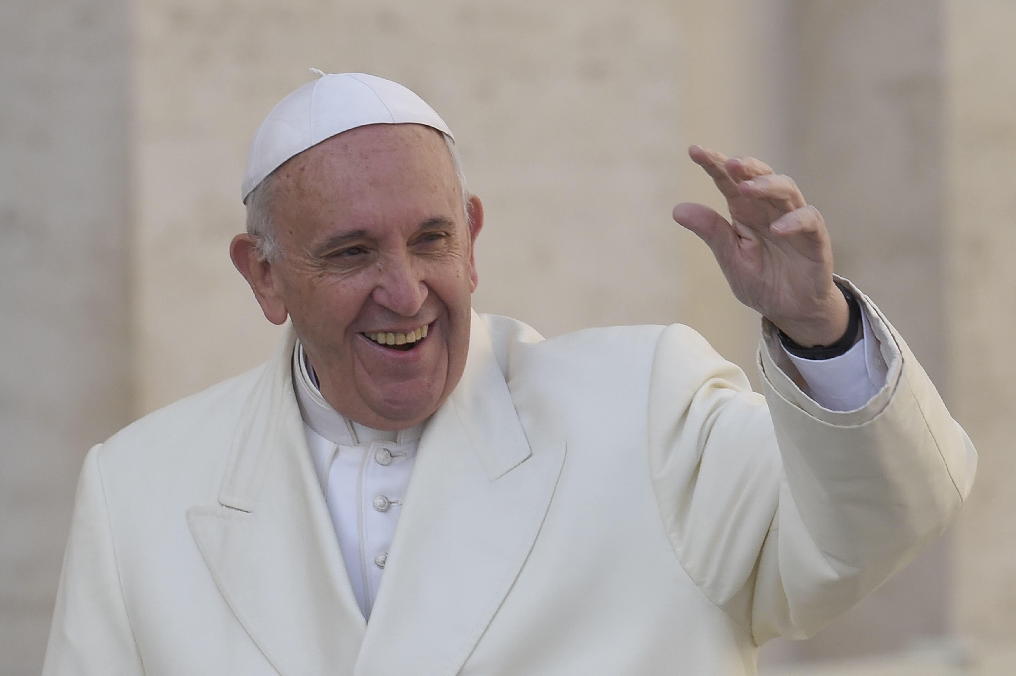Papa Francisco chega ara a sua audiência jubilar especial na Praça de São Pedro, no Vaticano | ANDREAS SOLARO/AFP
