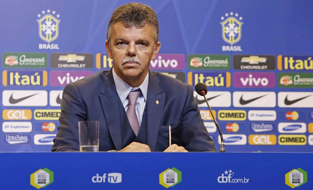 Coordenador de seleções da CBF, Gilmar Rinaldi ainda não desistiu de ter Neymar nas duas competições. | Rafael Ribeiro/CBF