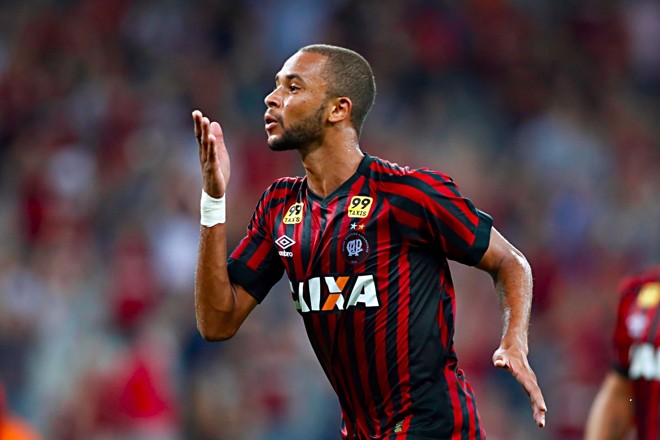 Hernani fez o gol da vitória do Atlético na Baixada. | Albari Rosa/Gazeta do Povo