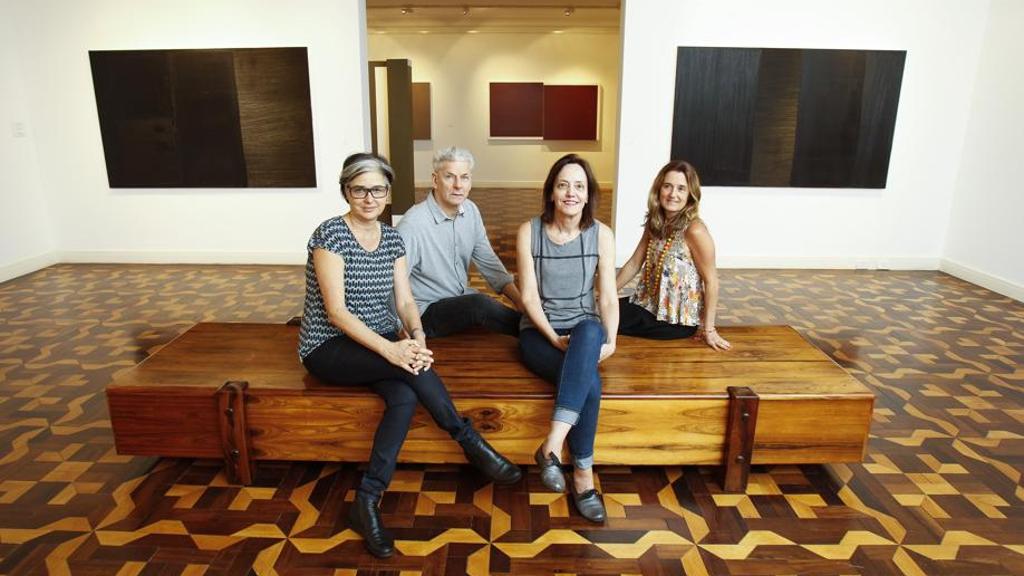 Artistas utilizam técnicas curiosas para exposição inédita | Daniel Castellano /Gazeta do Povo