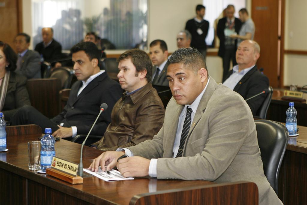 Edson Parolin quando assumiu o cargo de vereador em 2012. | Antônio More / Gazeta do Povo