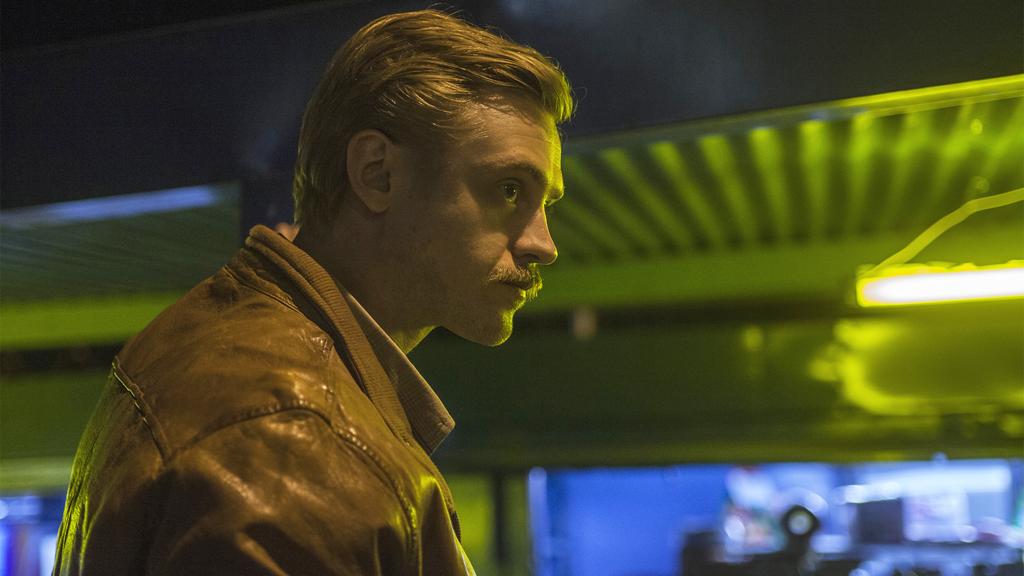 Ator interpreta o policial Steve Murphy na série sobre Pablo Escobar | Divulgação/Netflix