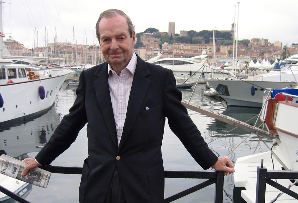 Guy Hamilton dirigiu seu primeiro filme em 1952, chamado “The Ringer”: morte foi anunciada pelo ex-007 Roger Moore. | Jean-François Guyot/AFP
