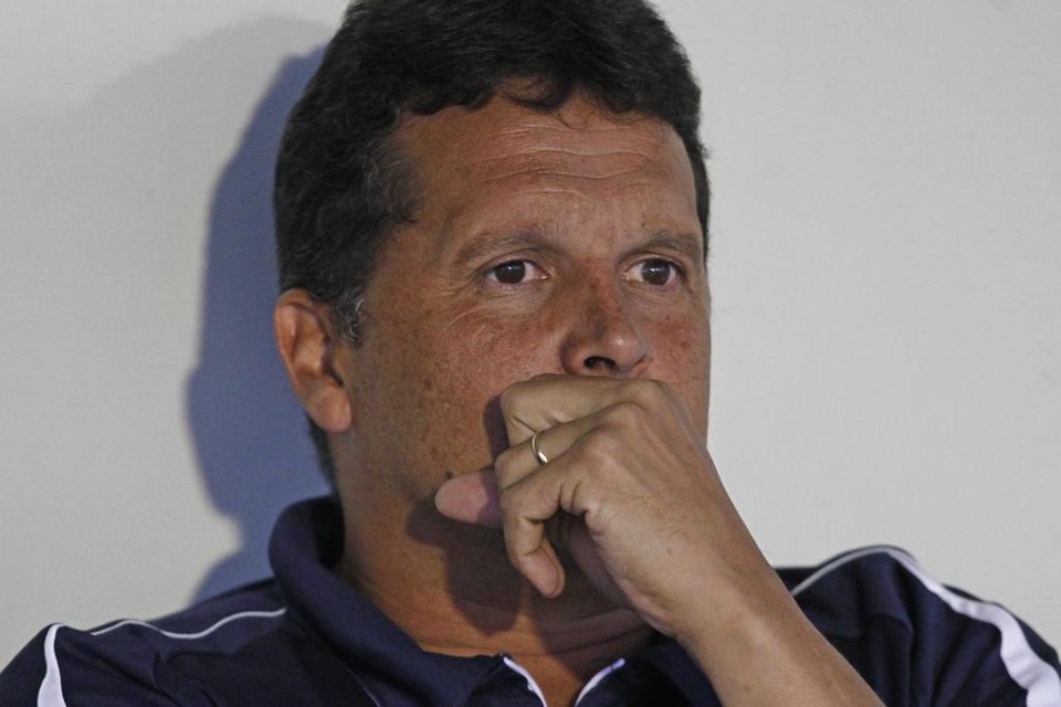 O técnico Claudinei Oliveira não escondeu a insatisfação com a forma como o clube vem sendo tratado no Estadual. | Antônio More/Gazeta do Povo