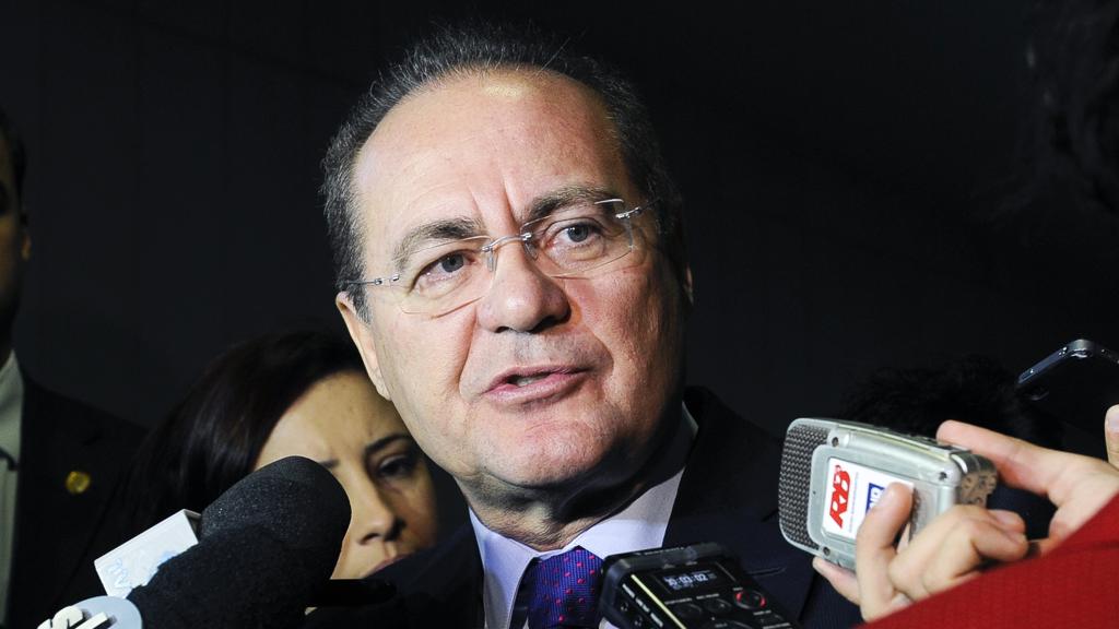Renan Calheiros recebeu processo do impeachment de Dilma nesta segunda-feira (18). | Jane de Araújo/Agência Senado