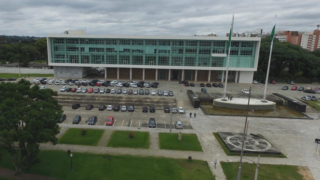 Governador Beto Richa havia dito que o melhor estaria por vir no segundo mandato dele. | Ivonaldo Alexandre/Gazeta do Povo