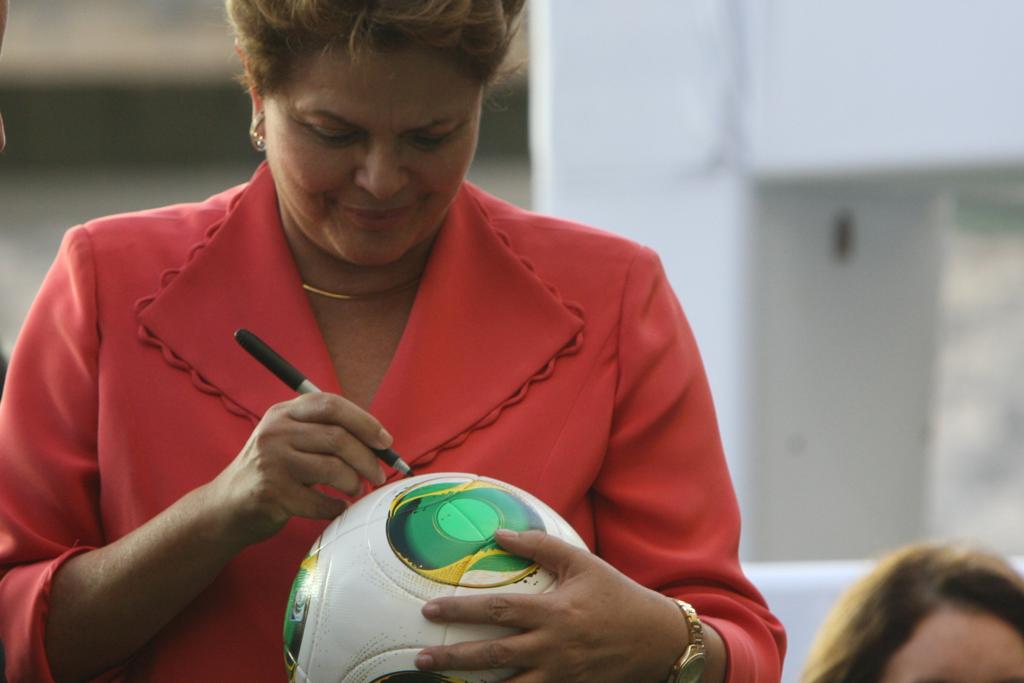 | Carlos Roberto
