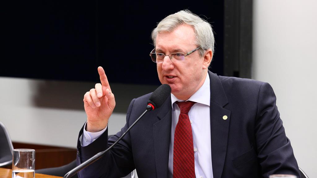 Ministro Celso Pansera vai deixar a pasta de Ciência e Tecnologia para votar no plenário da Câmara. | Antonio Augusto/Câmara dos Deputados