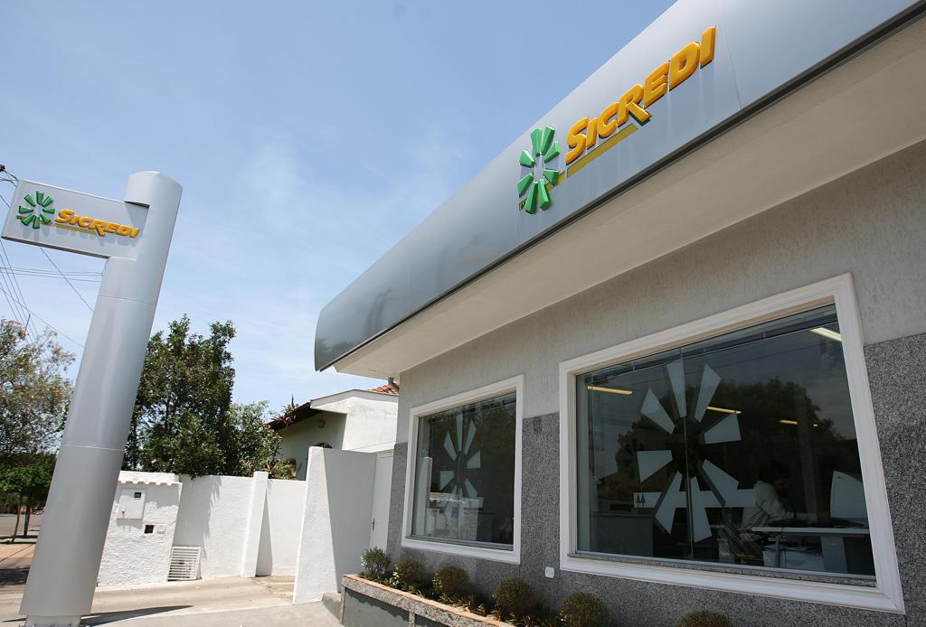 As cooperativas, que tiveram origem no setor agrícola - caso da Sicredi, que tem mais de 100 anos -, agora se espalham por todos os setores. | JONATHAN CAMPOS/Gazeta do Povo