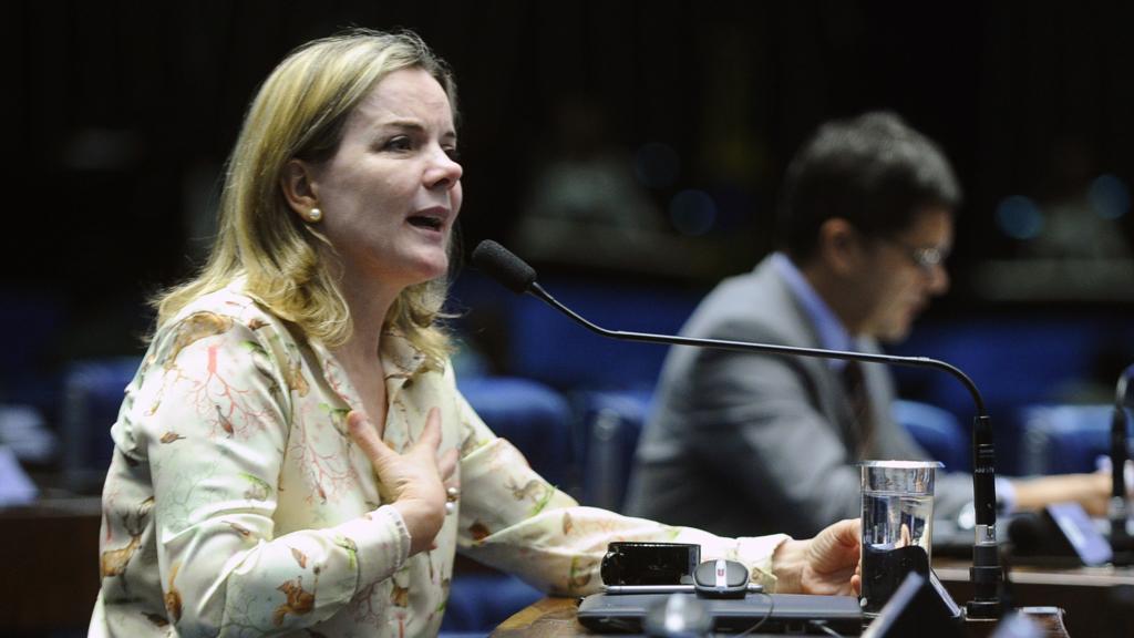 Senadora Gleisi Hoffmann diz que não é verdade de que a oposição tem votos suficientes para o impeachment. | Marcos Oliveira/Agência Senado