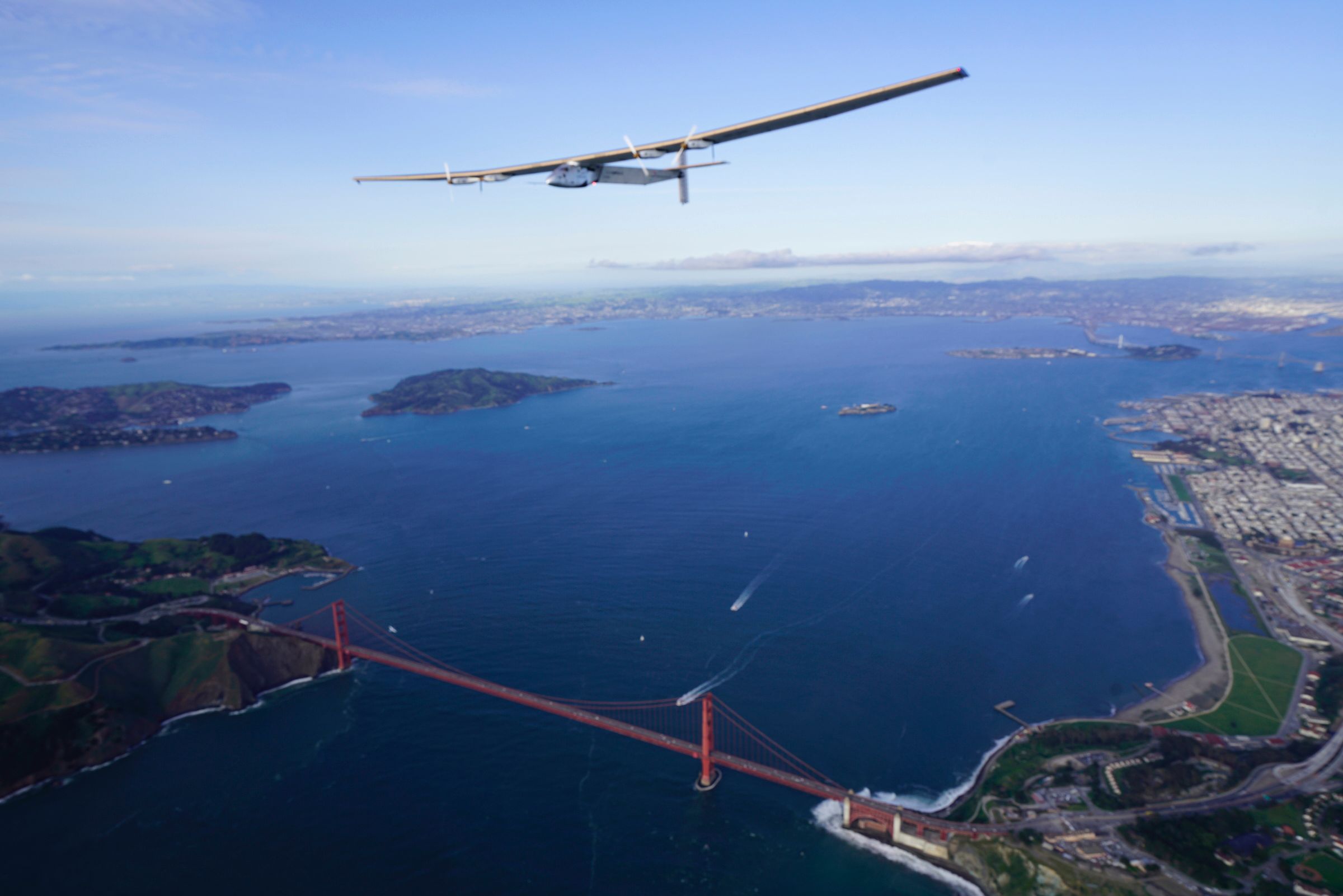 Projeto começou volta ao mundo em 9 de março de 2015, quando o Solar Impulse 2 decolou dos Emirados Árabes Unidos | JEAN REVILLARD/AFP