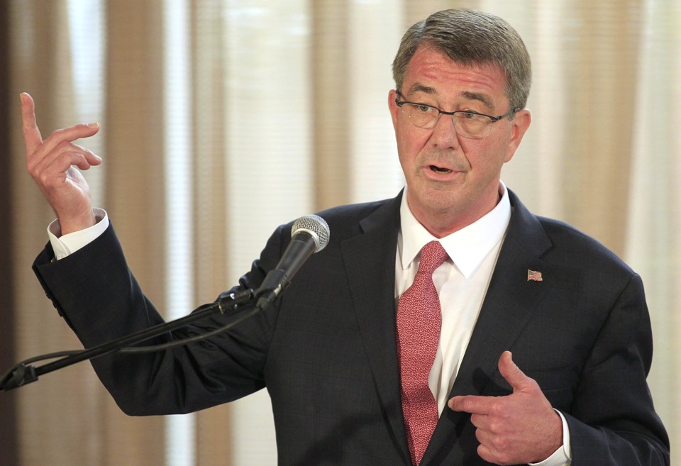 Ashton Carter : “Vamos trazer forças adicionais”, disse | Romeo Ranoco/AFP