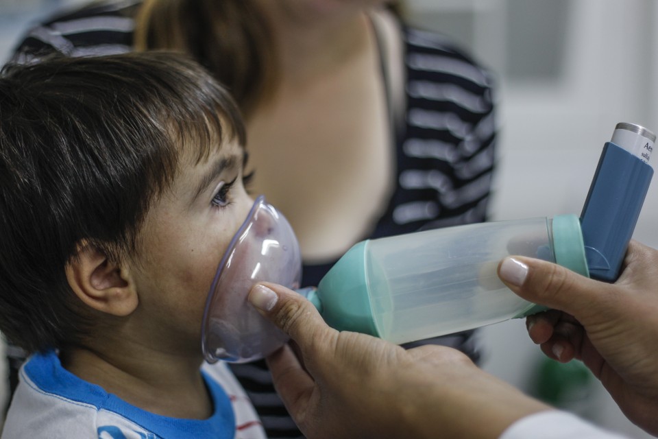 Mudança repentina na temperatura baixa a imunidade e provoca alterações no organismo | Daniel Castellano /Gazeta do Povo
