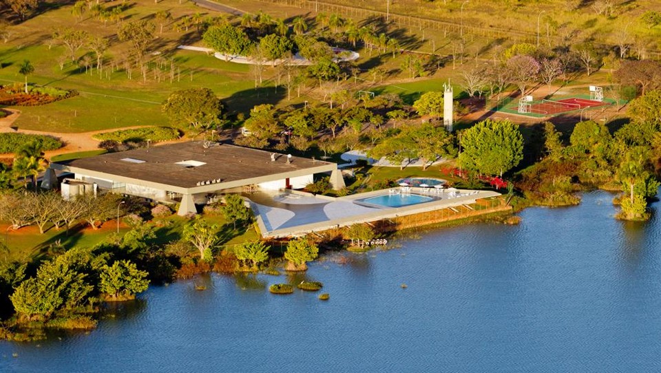 Palácio Jaburu foi projetado por Oscar Niemeyer em 1973 e é repleto de obras de arte. | Ichiro Guerra/PR