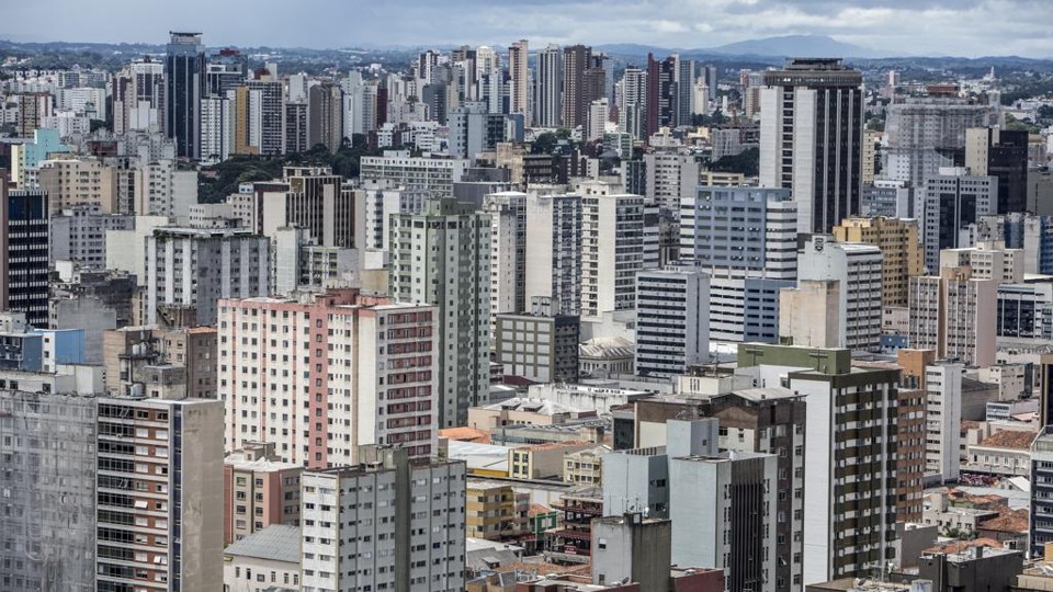 Portão, Água Verde e Cabral estão entre os endereços mais desejados por quem planeja comprar um imóvel. | Henry Milléo/Gazeta do Povo