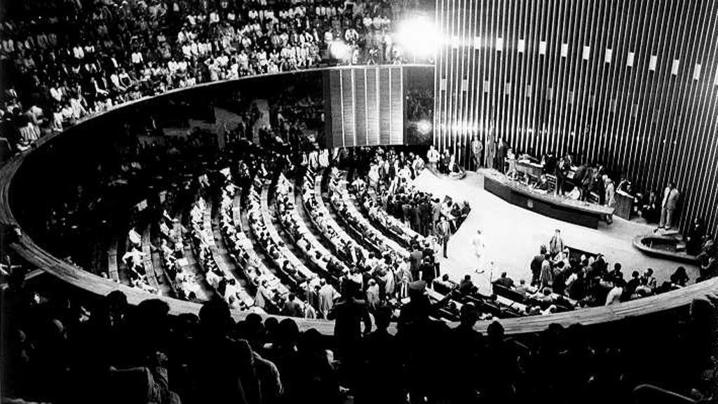 Plenário da Câmara lotado para o impeachment de Collor. | Arquivo/Câmara dos Deputados