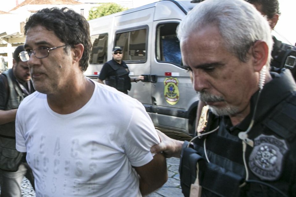 Silvio Pereira (de camisa branca), ex-secretário-geral do PT. | Marcelo Andrade/Gazeta do Povo