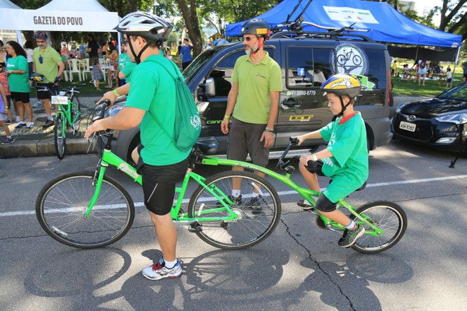 Famílias prestigiaram o evento. | Ivonaldo Alexandre/Gazeta do Povo